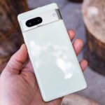 Google Pixel 7 is a high-end phone with an OLED screen and all-day battery for less than 500 euros